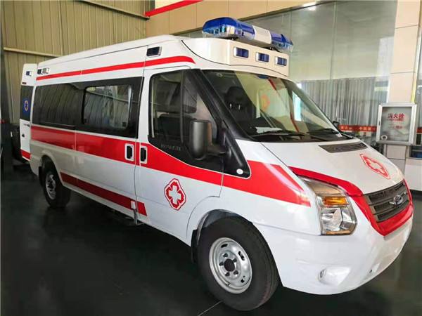 通山县福特v362救护车